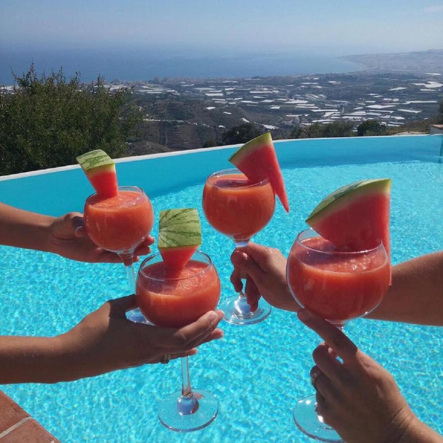 Villa Perla Blanca Sayalonga Zewnętrze zdjęcie