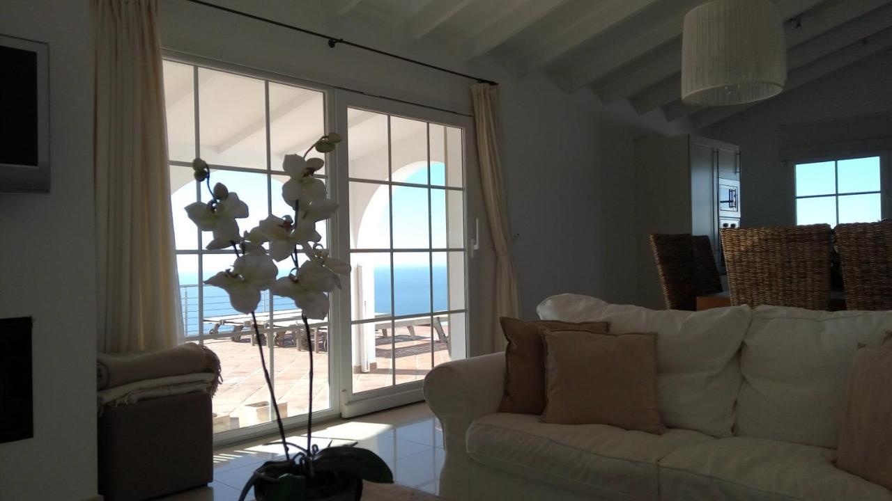 Villa Perla Blanca Sayalonga Zewnętrze zdjęcie
